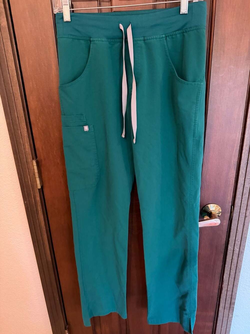 FIGS Livingston Basic Scrub Pants in Fern